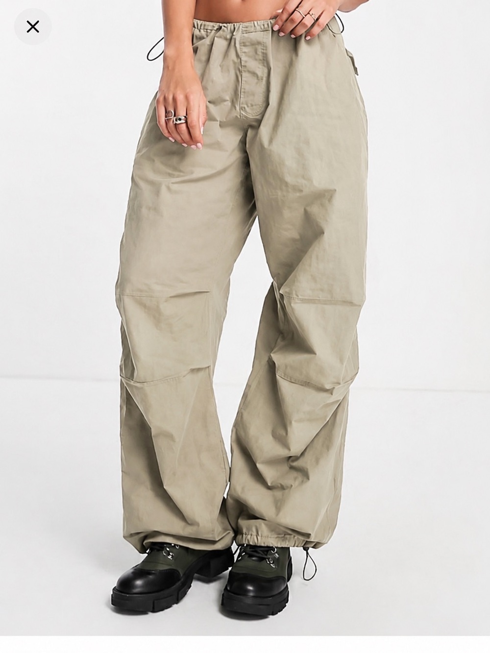 Pull&Bear khaki Cargo Parachute Pants size Medium sz 6-8